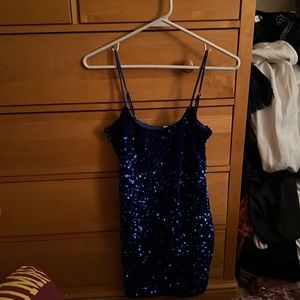 Lucy in the Sky Bodycon Blue Sequin Dress - Size Small (can fit 2-6 imo)